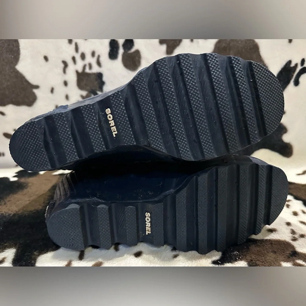 Sorel Joan of Arctic Wedge Rain Boots Navy Blue Rubber Lace Up NL2524-464 Mens 9